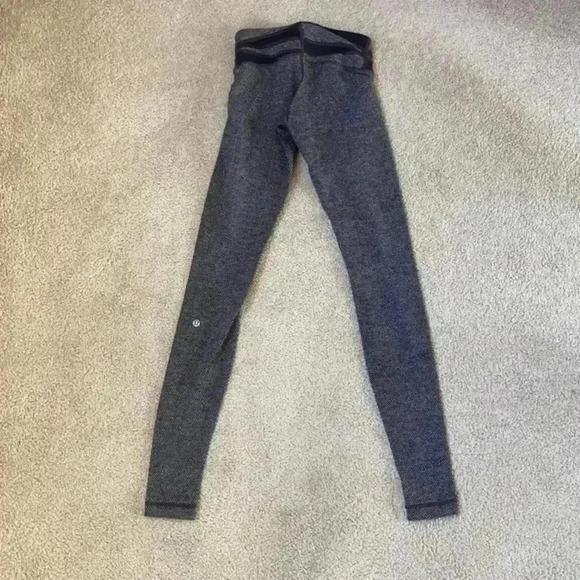 Brown and black chevron pattern Lululemon leggings in size 2 - Picture 3 of 6